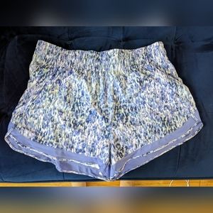 Athleta High Rise Mesh Racer Run 3" Shorts